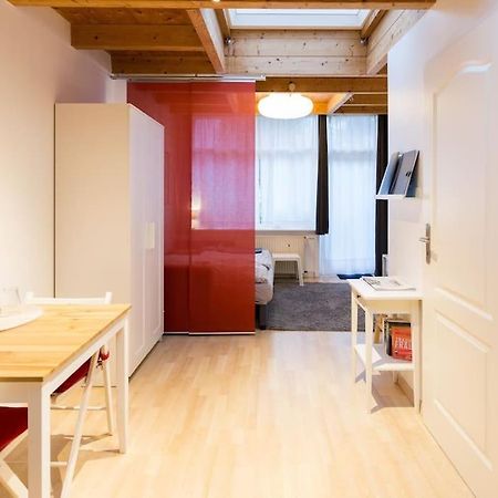 Apartment Wilhelmstr Fuer Bis Zu 3 Personen Брюль Экстерьер фото