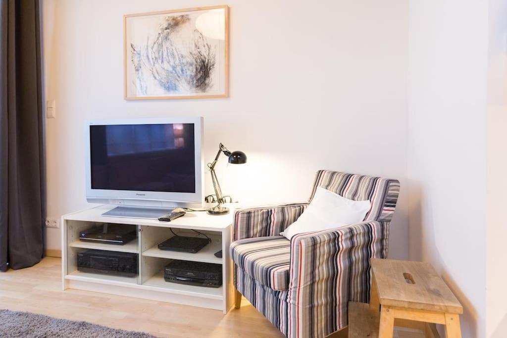 Apartment Wilhelmstr Fuer Bis Zu 3 Personen Брюль Экстерьер фото