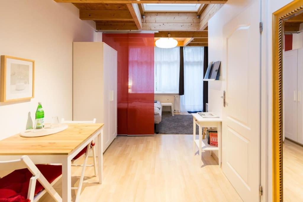 Apartment Wilhelmstr Fuer Bis Zu 3 Personen Брюль Экстерьер фото