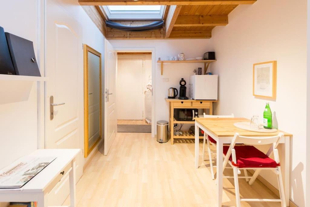 Apartment Wilhelmstr Fuer Bis Zu 3 Personen Брюль Экстерьер фото